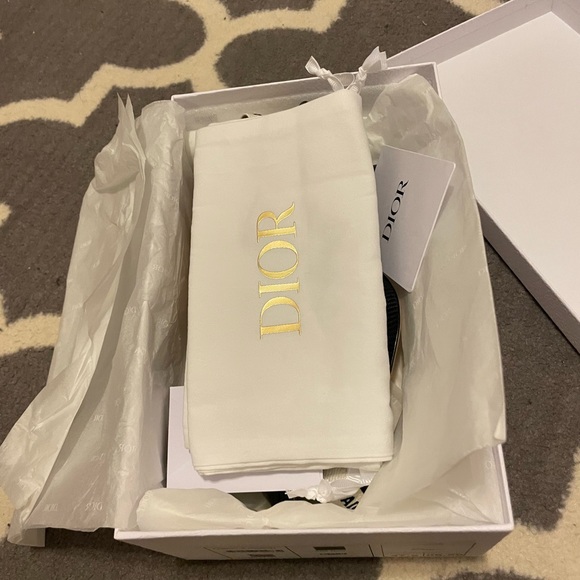 NOT FOR SALE - Picture 5 of 7